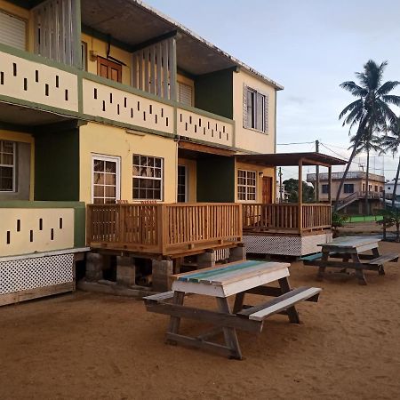 Pal'S On The Beach - Dangriga, Belize Exterior foto