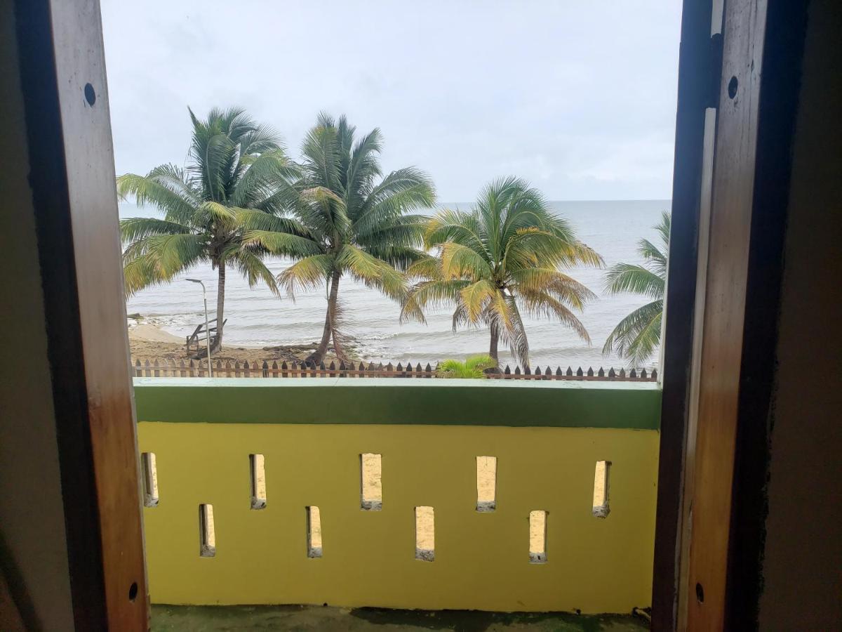 Pal'S On The Beach - Dangriga, Belize Exterior foto